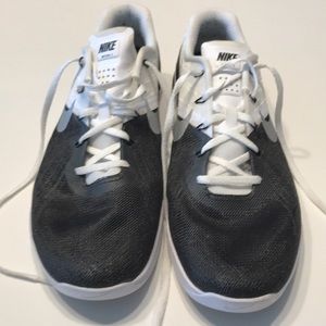 Mens size 12.5 nike athletic shoes